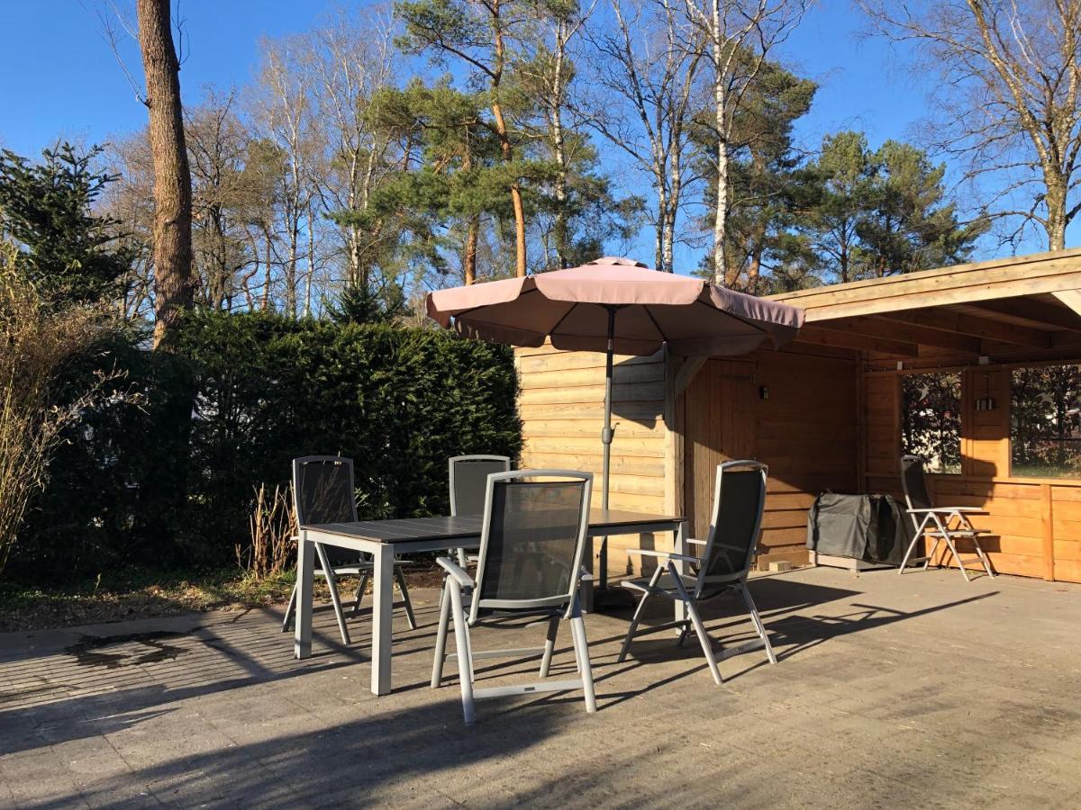 Chalet Bosrand 42 Park Veluwshof 6 P Hoenderloo Dış mekan fotoğraf
